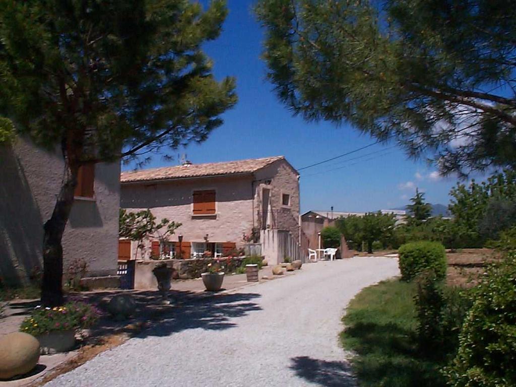 Mas Du Prescondu Villa Mirabel-aux-Baronnies ภายนอก รูปภาพ
